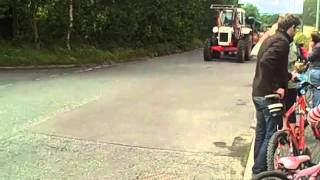preview picture of video 'Pennine Tractor Road Run June 2011 part 2'