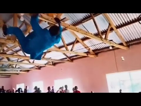 Les danses HILARANTES les plus SURPRENANTES à l'Église