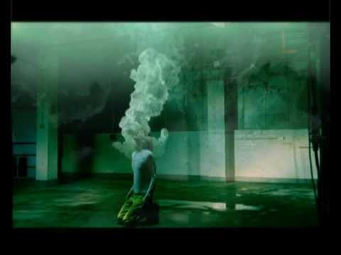 PLACEBO 'Bruise Pristine'
