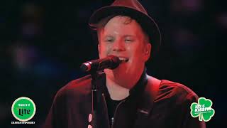 Fall Out Boy - A Little Less Sixteen Candles, A Little More &quot;Touch Me&quot; Live Boys Of Zummer Chicago