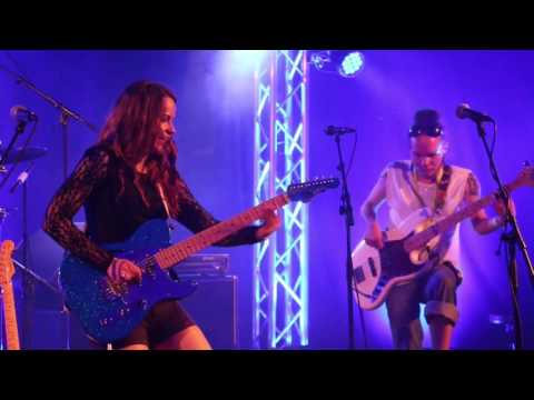 Erja Lyytinen with Heikki Silvennoinen and The Blue Wednesday Allstars - Crossroads & Skinny Girl