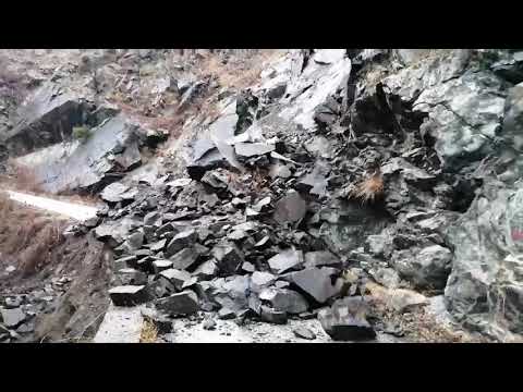 Odron na putu kod sela Bresnik