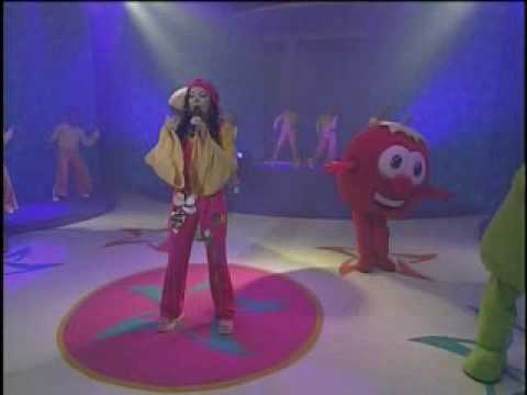 "Cristina Mel & Os Vegetais" - Melzinha, abelhinha (Ao vivo)