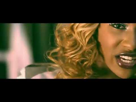 Diamond Ft Waka Flocka - Hit Dat Hoe (Official Music Video)