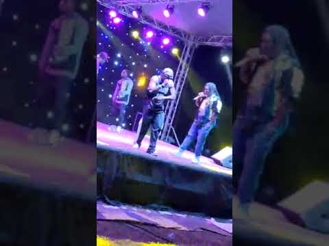 Ghettovi - Ghetto Love Feat Lauraa  (Amandahome)