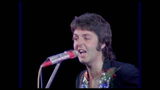 Paul McCartney &amp; Wings ~ Hi, Hi, Hi (The Hague, Netherlands) 1972 (w/lyrics) [HQ]
