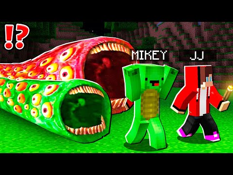 Mikey and JJ Eaten Alive in Minecraft Maizen