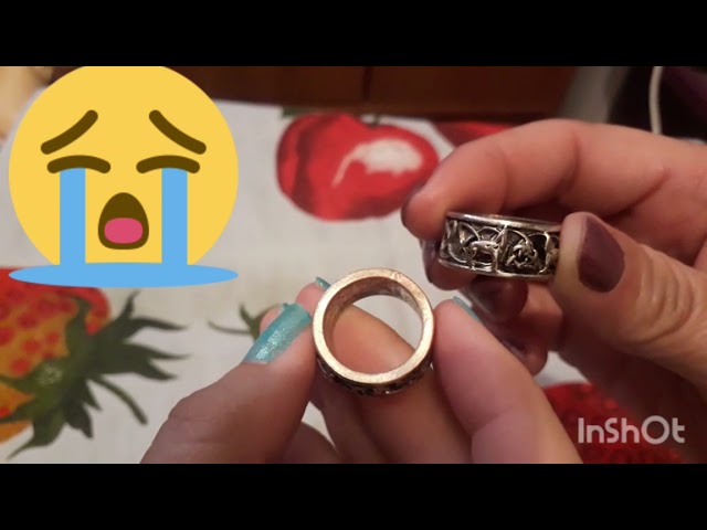 Vídeo relacionado con Negro Pequeño Minúsculo Monstruo Pendientes de Hombres Mujer, Pendientes Lobo, Acero Inoxidable, 2 Piezas
