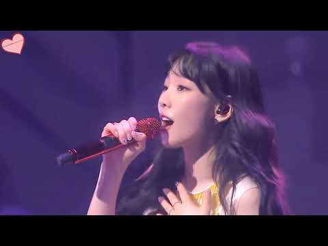 TAEYEON - Let It Snow [The Magic Of Christmas Time Concert] Male Version