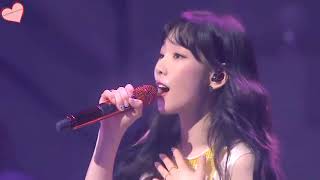 TAEYEON - Let It Snow [The Magic Of Christmas Time Concert] Male Version
