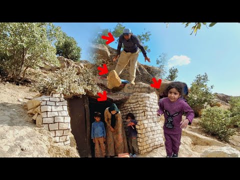 Fighting Mahnaz with the father of children and children