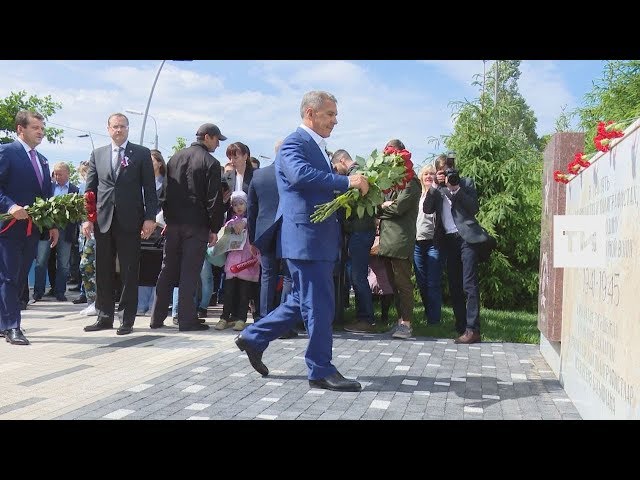 Рустам Минниханов посетил бульвар "Фестивальный"