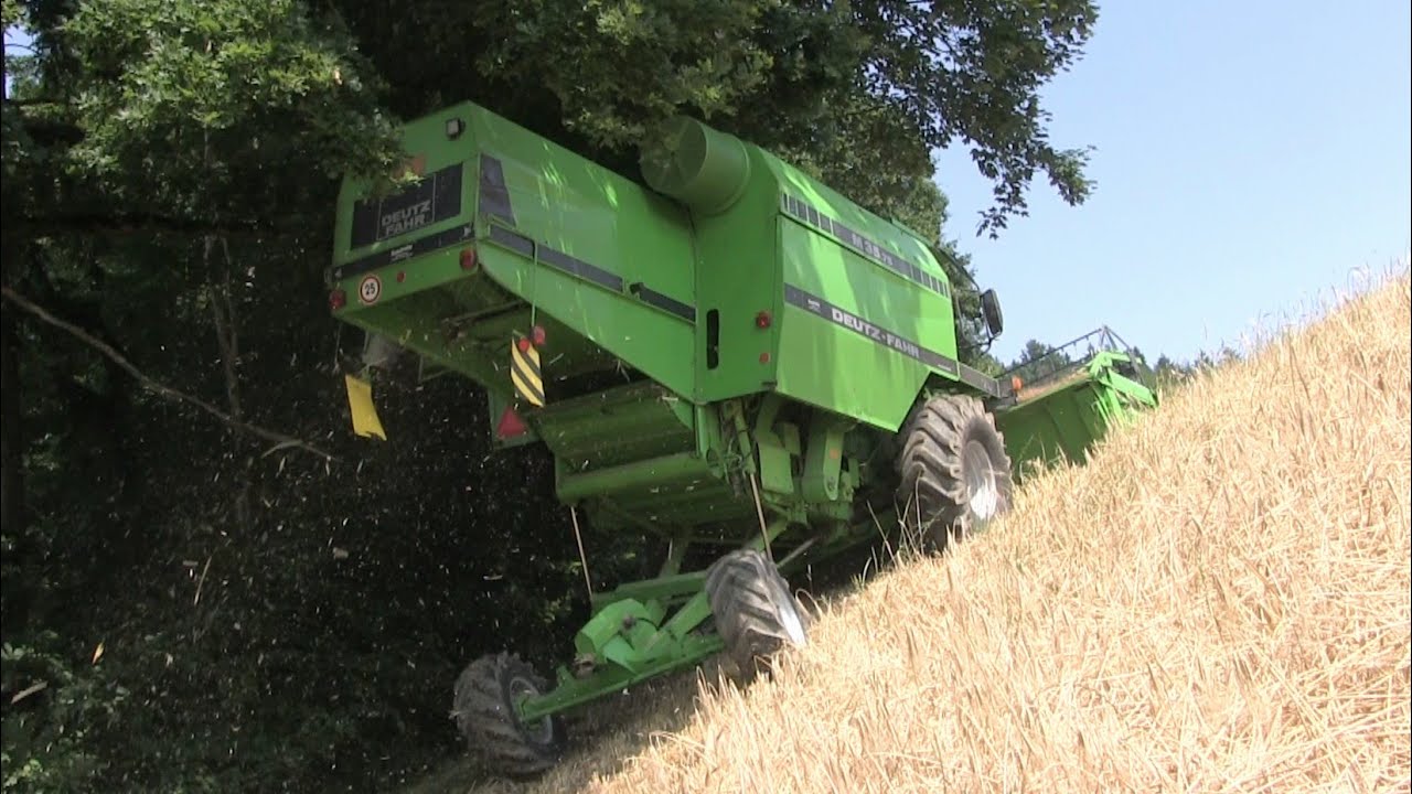 Stop work 🌾 it is too wet |  Wheat Harvest in Switzerland