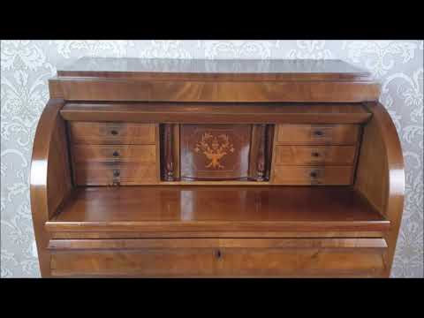 Cylindryczny sekretarzyk/sekretera z początku XX wieku