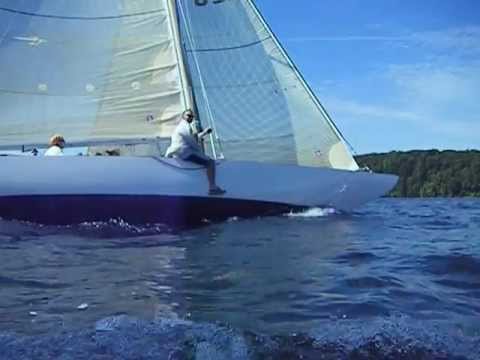 Classic R-boat vs. 8 meter racing.AVI