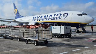 Takeoff from Treviso Airport and Landing at Luton Airport