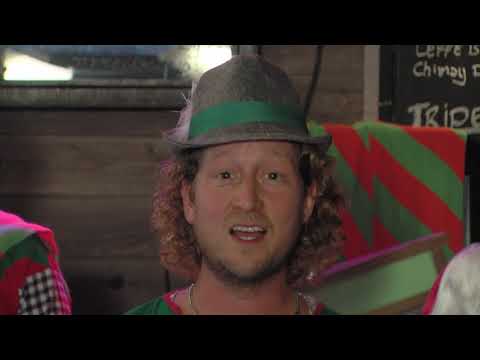 Dweilorkest 'D'n Zwakke Blaos ft. Ferry van de Zaande en Fred van Boesschoten: Agge nie zuipt.