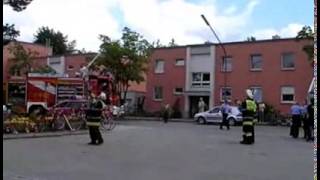 preview picture of video 'Feuerwehr Ottobrunn Aktionstag'