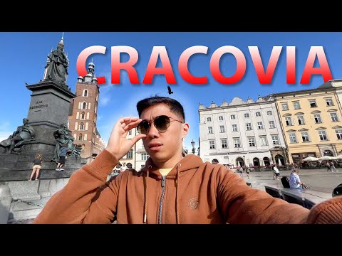 KRAKOW 🇵🇱 | Fascinating by day but strange by night