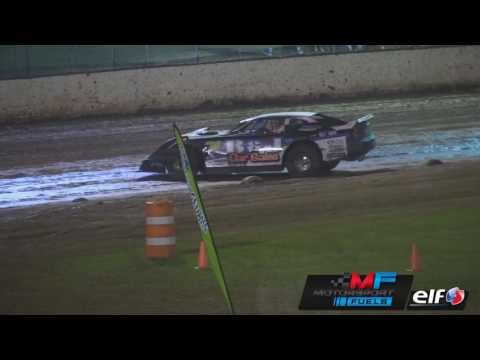 Super Sedans - Heat 6 - Summer Slam - Kingaroy Speedway - 01.01.17