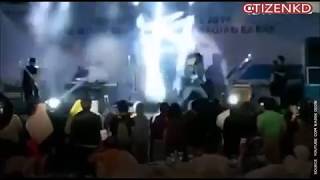 Download lagu Detik Detik Tsunami Pantai Anyer Banten yang Menimpa Band Seventeen mp3 Download lagu Detik Detik Tsunami Pantai Anyer Banten yang Menimpa Band Seventeen mp3