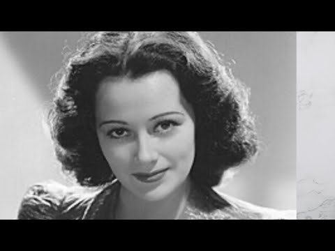 13 Sexy Photos of Inez Cooper