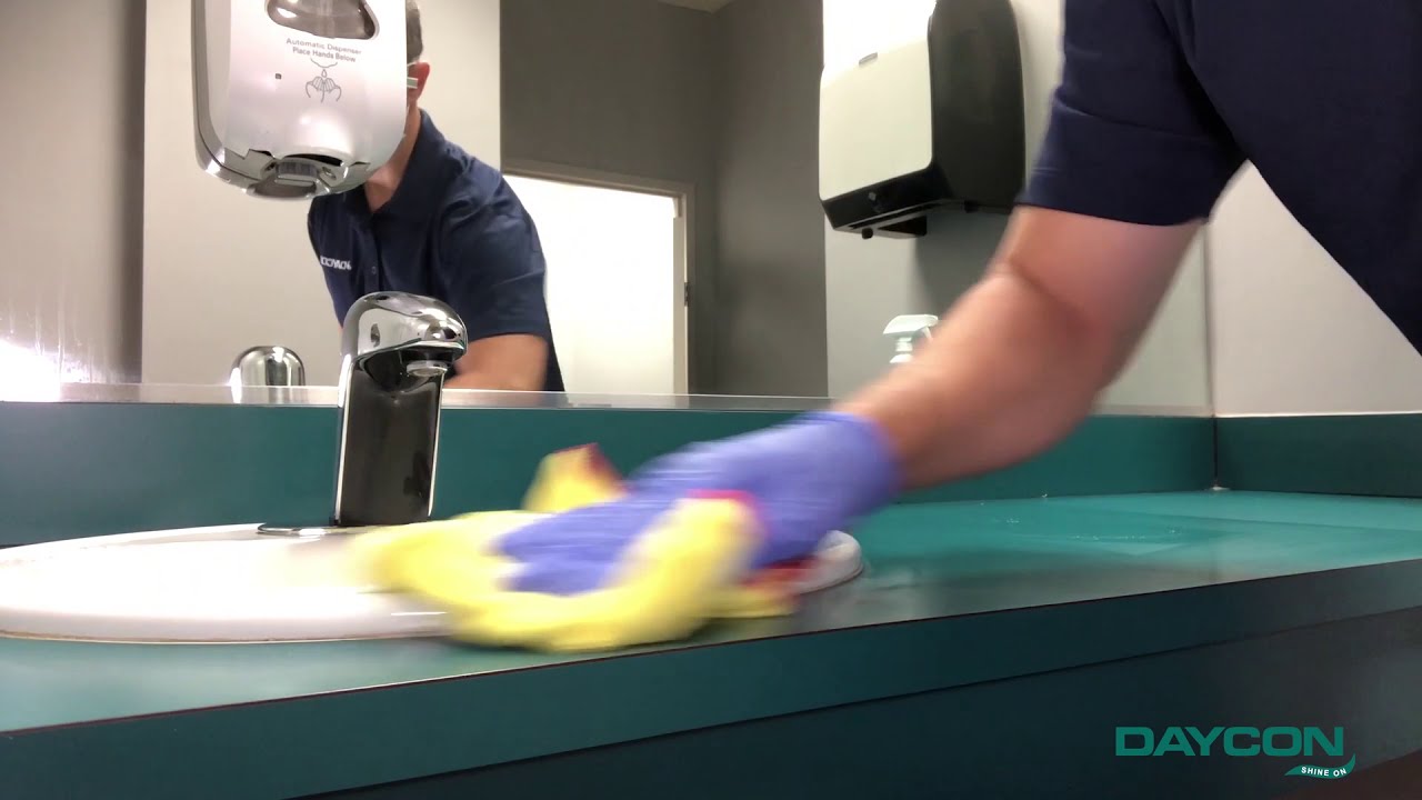 Disinfecting with Daycon