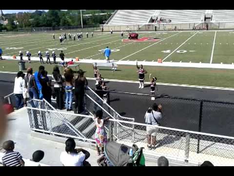 2012 East Point Bulldog Cheerleaders 8& under(2)