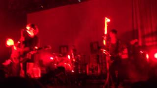 Grouplove- Schoolboy LIVE