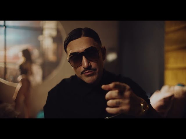 Alles Auf Schwarz von Capo ((jetzt ansehen))