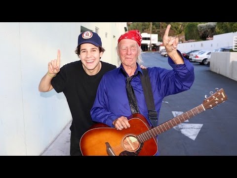 SURPRISING A MAN WITH $1000!!