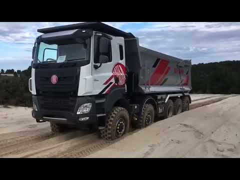 Tatra Phoenix 10x10, moving forward in deep sand