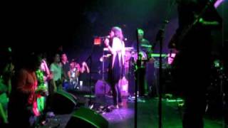 Little Dragon "Turn Left" Live @ Le Poisson Rouge