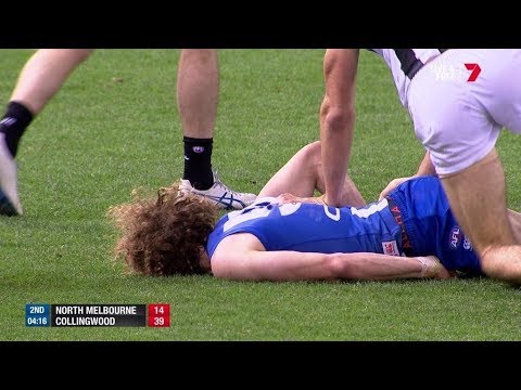 Round 20, 2017 - Ben Brown stretchered off