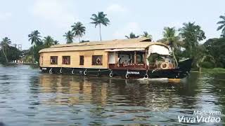 preview picture of video 'Alappuzha holiday trip in Kerala. India tourist place alappuzha.Amazing Tourist Attractions. kerala'