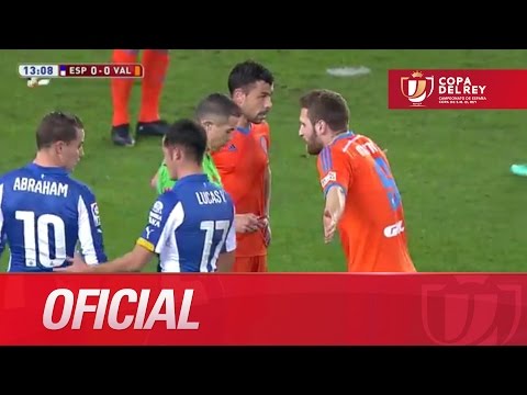 Expulsión de Mustafi por roja directa