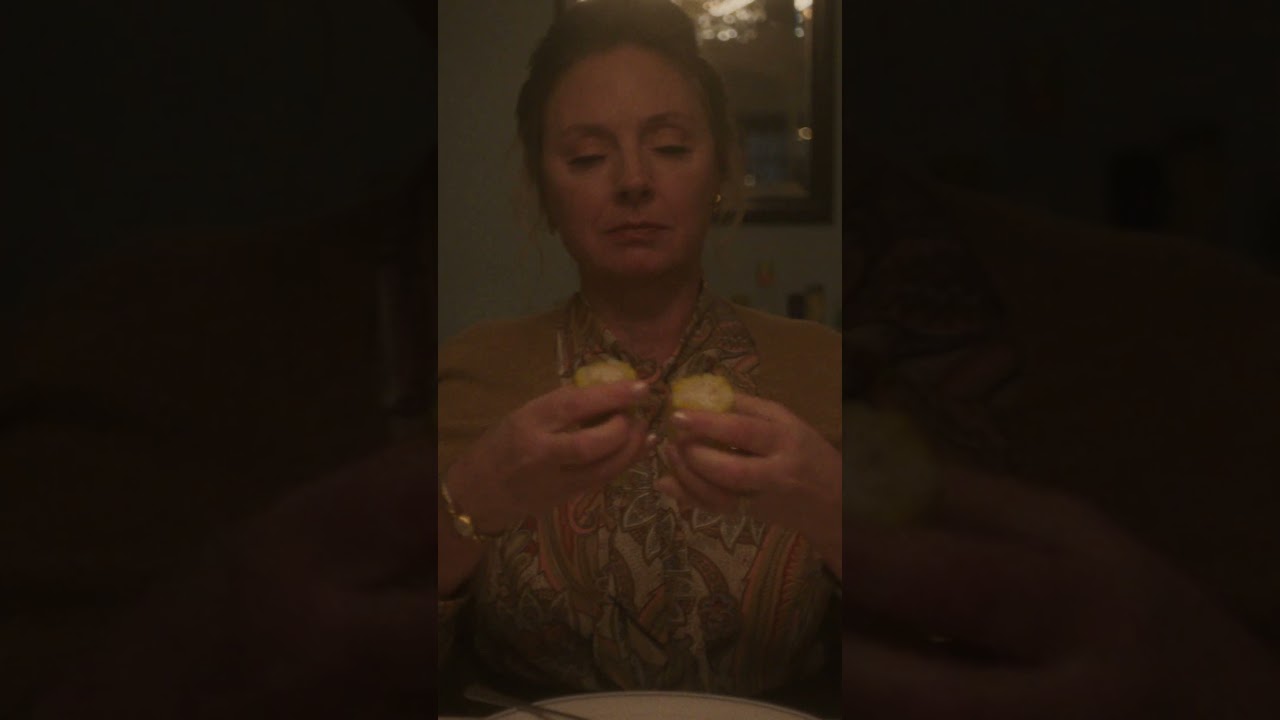 Life interrupts larceny in Kelly Reichardt's THE MASTERMIND.