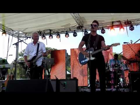 Icehouse - Touch the Fire feat. Michael Paynter - Rotto Live, 10 January 2016