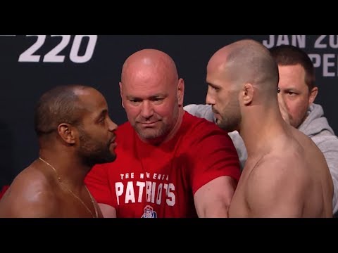 Daniel Cormier vs Volkan Oezdemir Staredown Faceoff l UFC 220