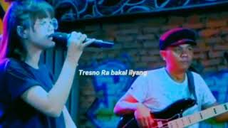 Download lagu Esa Risti Salam Tresno ( Live Music) Tresno ra bakal ilyang story wa 30 detik keren kekinian mp3