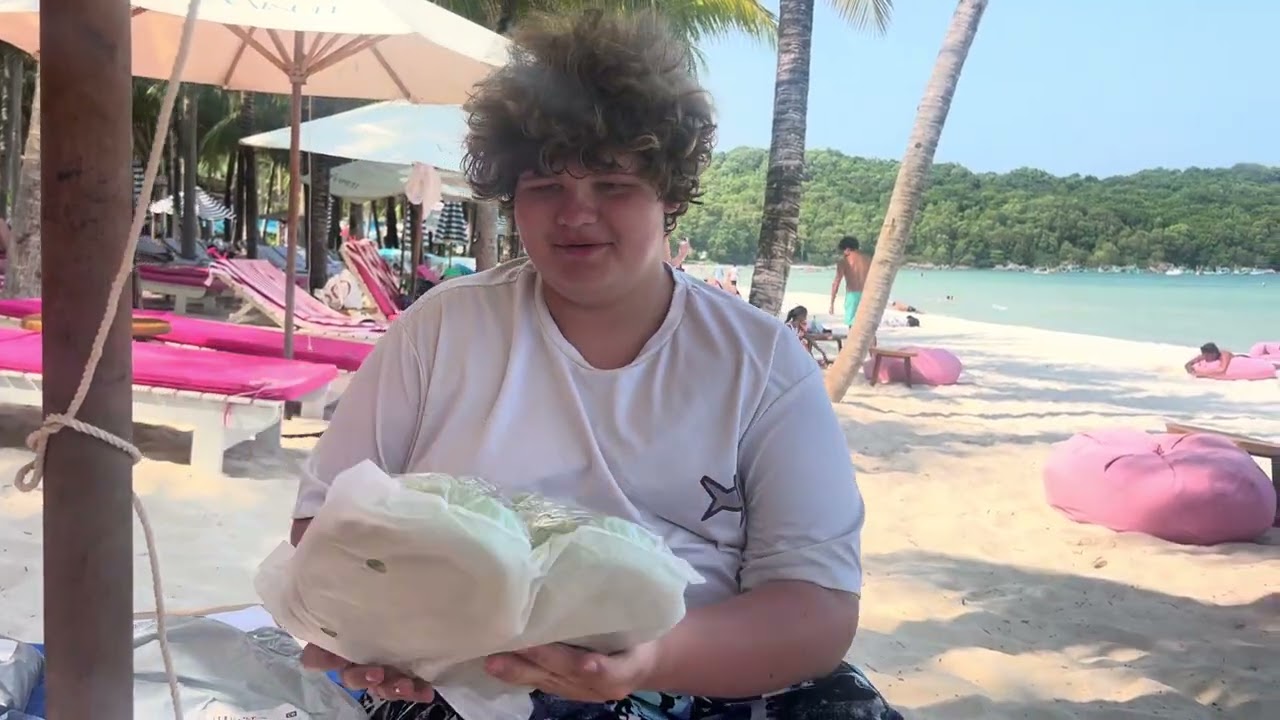 ФУКУОК, заказал кроксы, и ещё кое-что!))