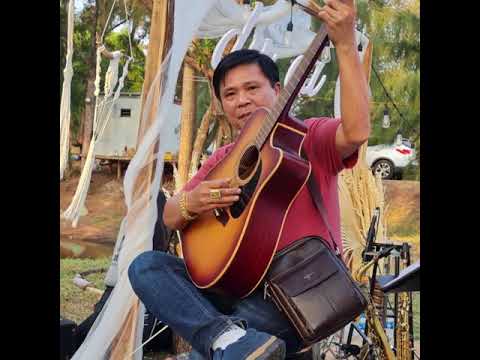 Hãy cho đi một tấm lòng - Hoàng Thông