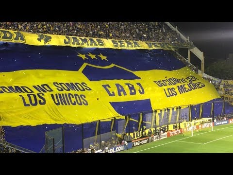 "Recibimiento . La 12 baja telón - Boca vs Junior Lib18" Barra: La 12 &bull; Club: Boca Juniors