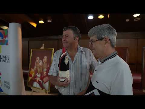 Фестивал „Илинденски денови“ Битола, Изложба „Македонско девојче“ автор: Раде Најдовски 20 јули 2024