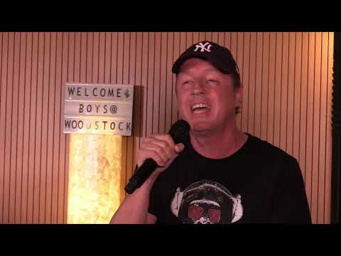 Dri3man ft. Edwin Evers - Going To A Town