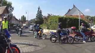 preview picture of video 'Puce Moto Saussay 2014'