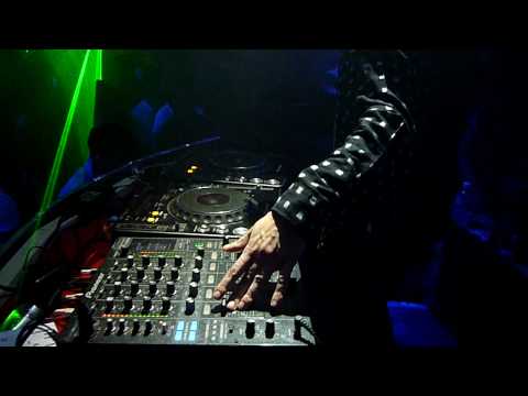 Mr. Da-Nos Live @ MAD Wallstreet Kriens