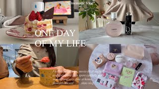 🩰🫧淡色ピンクな👩🏻社会人の日常3days⋆˚𝜗𝜚˚⋆︙映画に行く日のカバンの中身🍓︙無印購入品︙キラキラスニーカー👟*.+゜︙カフェモーニング☕︙塩麹レシピ👩🏻‍🍳︙占活⁺⊹˚.⋆