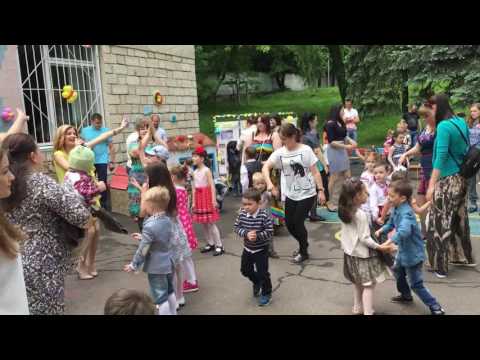 Mariana Mihăilă - Un buchet de lalele la grădinița 174