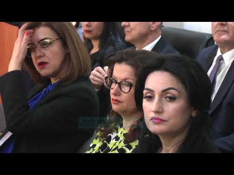 Marku: Kuvendi të ndërhyjë - News, Lajme - Vizion Plus